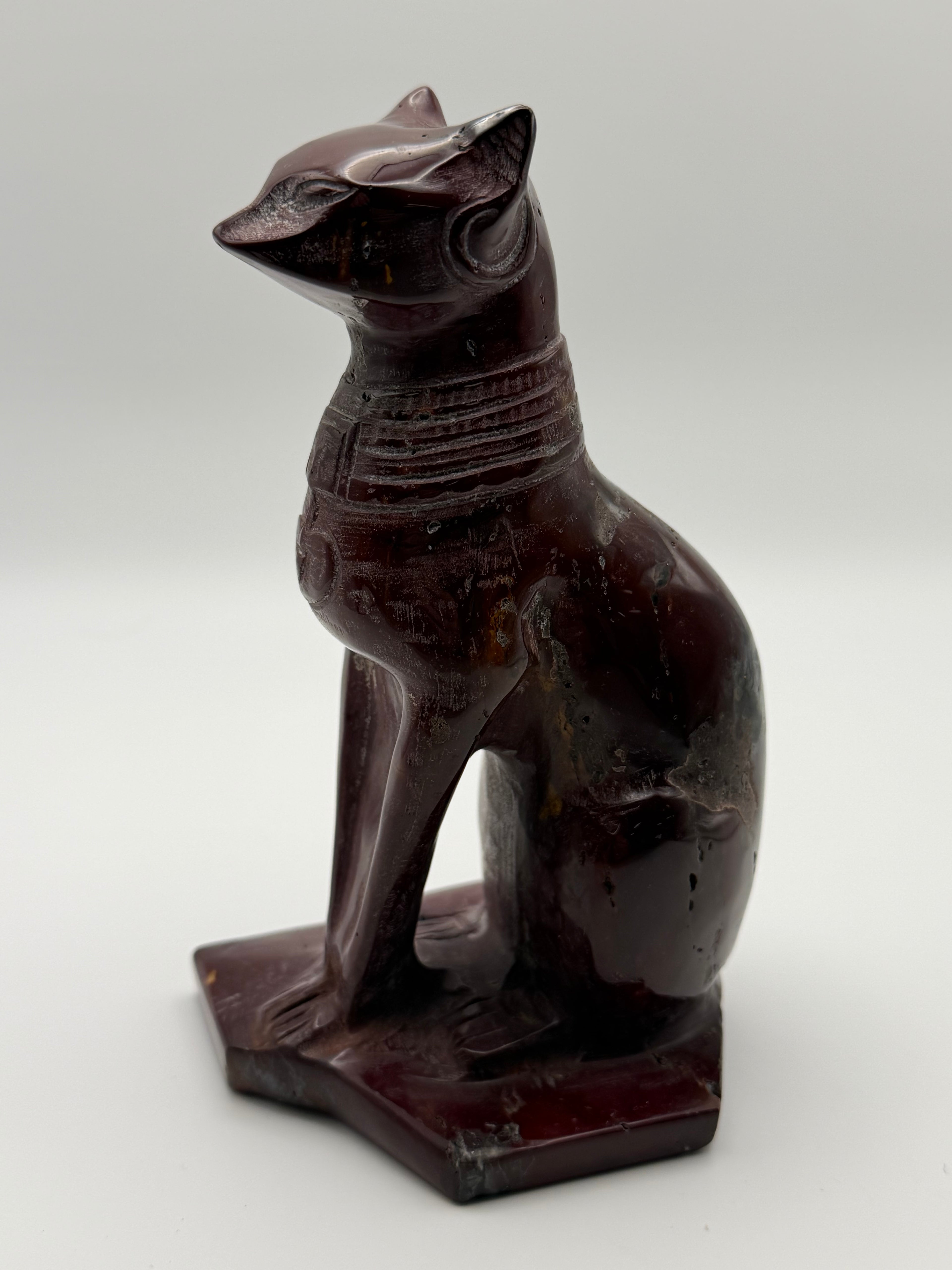 Moonkaite Eqyptian Cat Carving