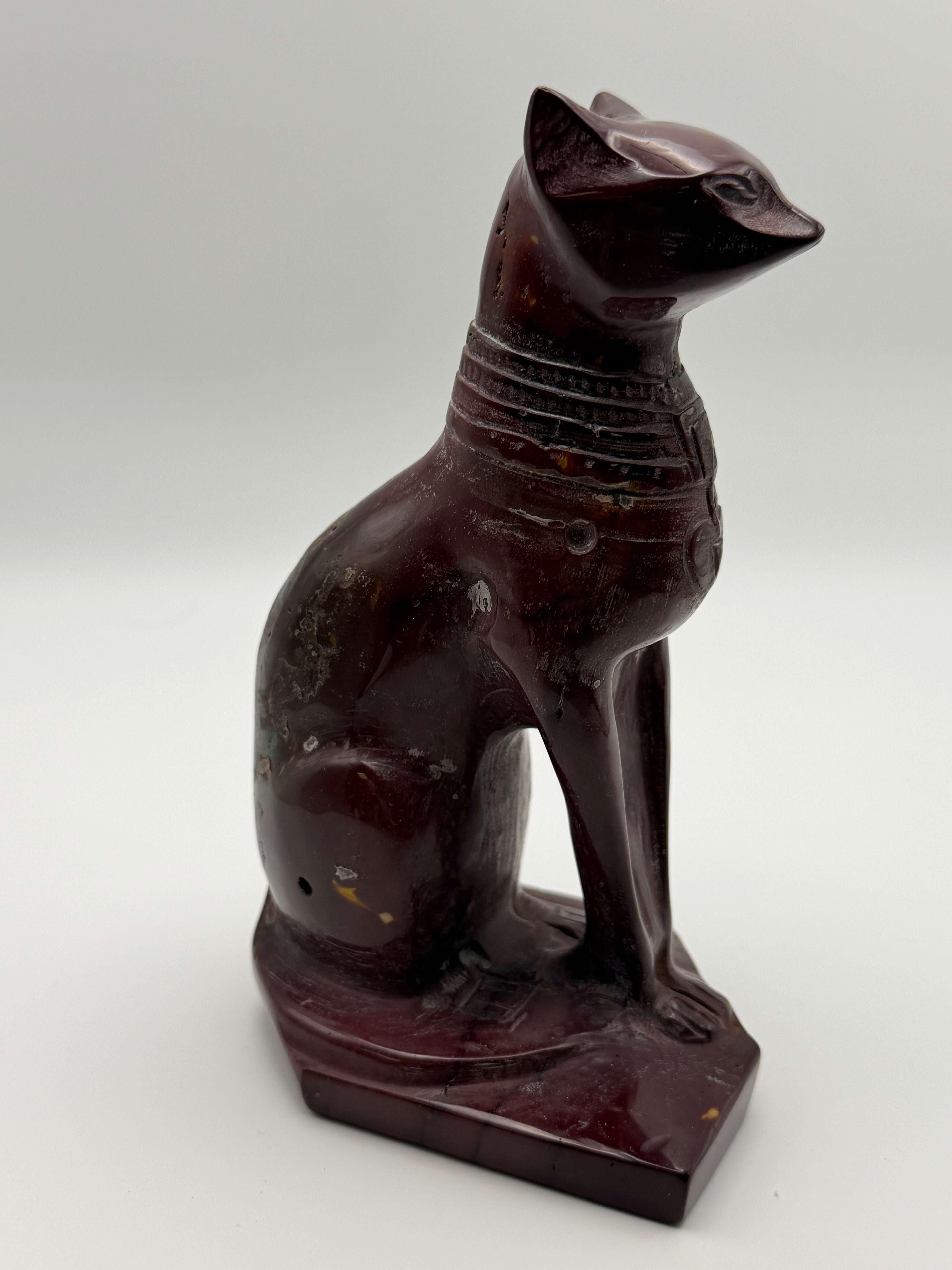 Moonkaite Eqyptian Cat Carving
