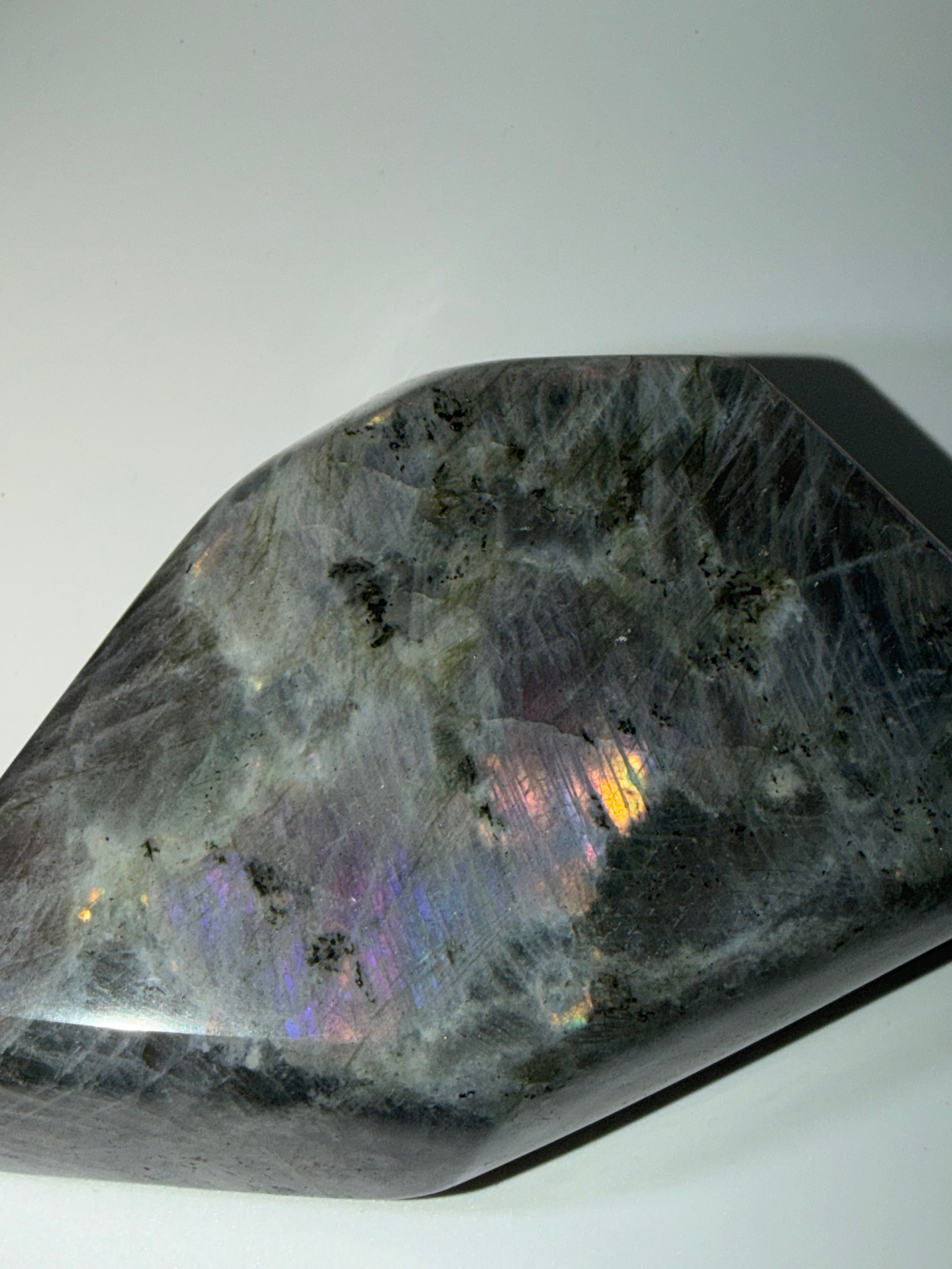 Flashy Labradorite Freeform