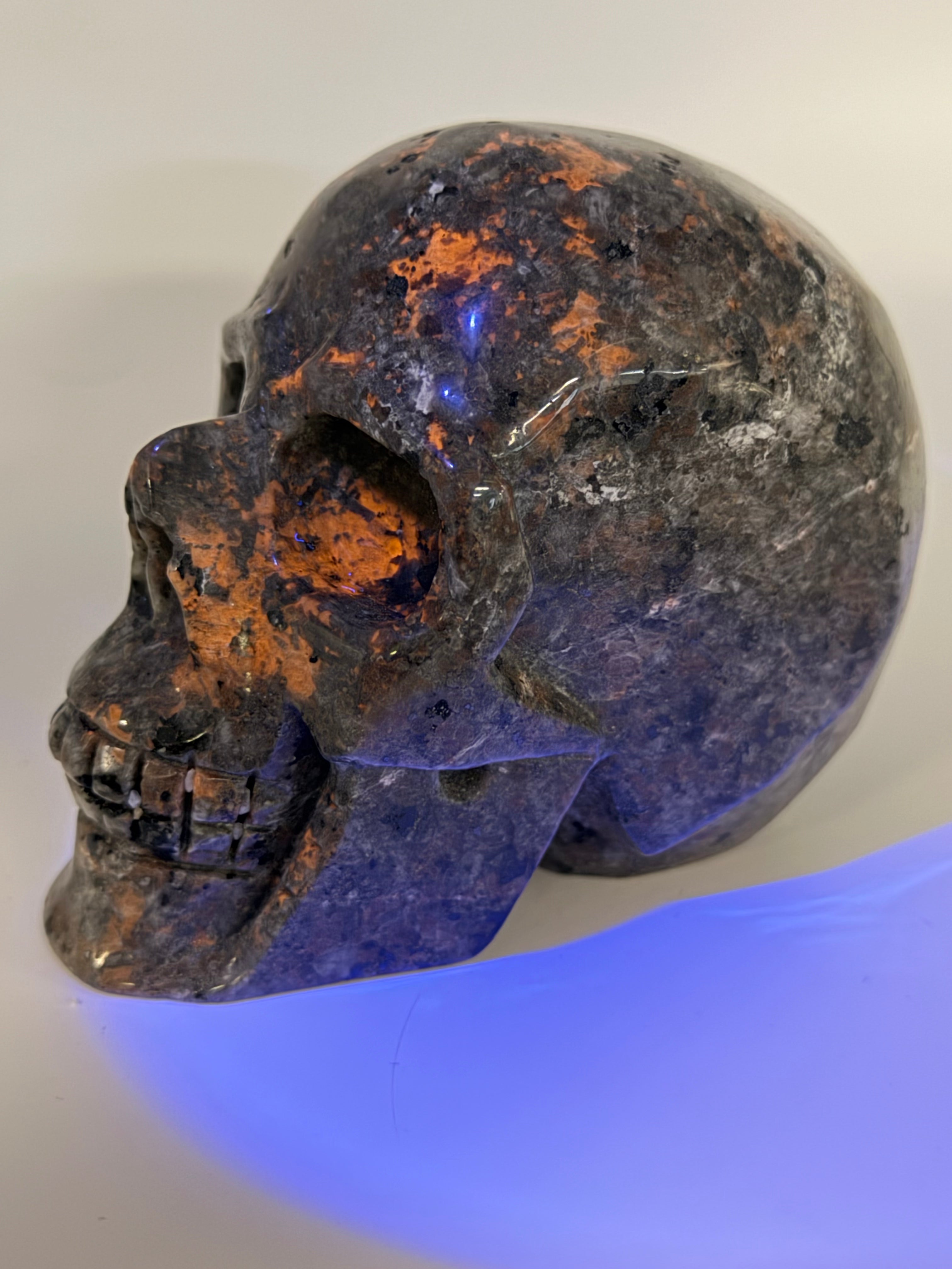 Lg Yooperlite Skull Carving