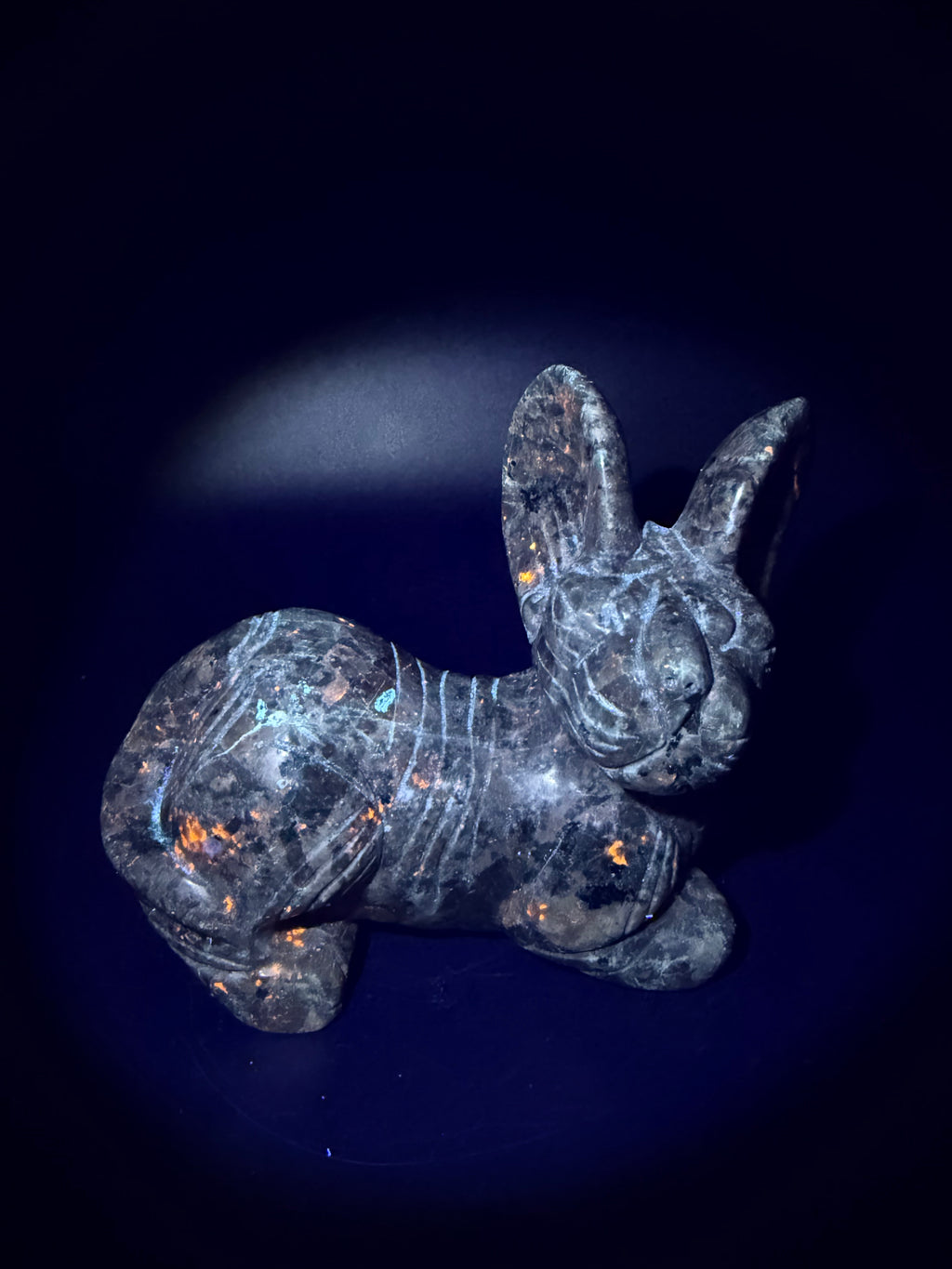 Yooperlite Sphynx Carving