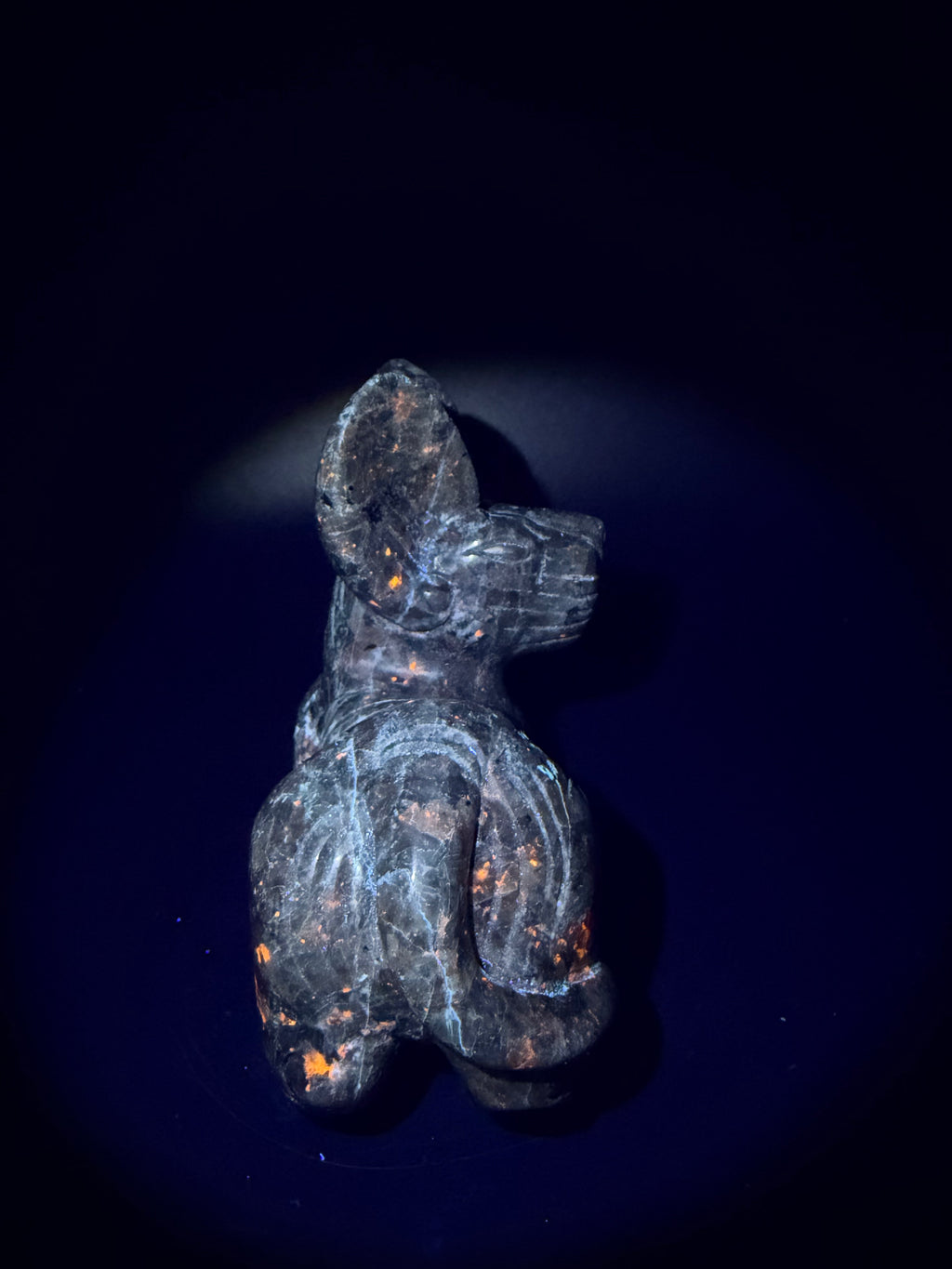 Yooperlite Sphynx Carving