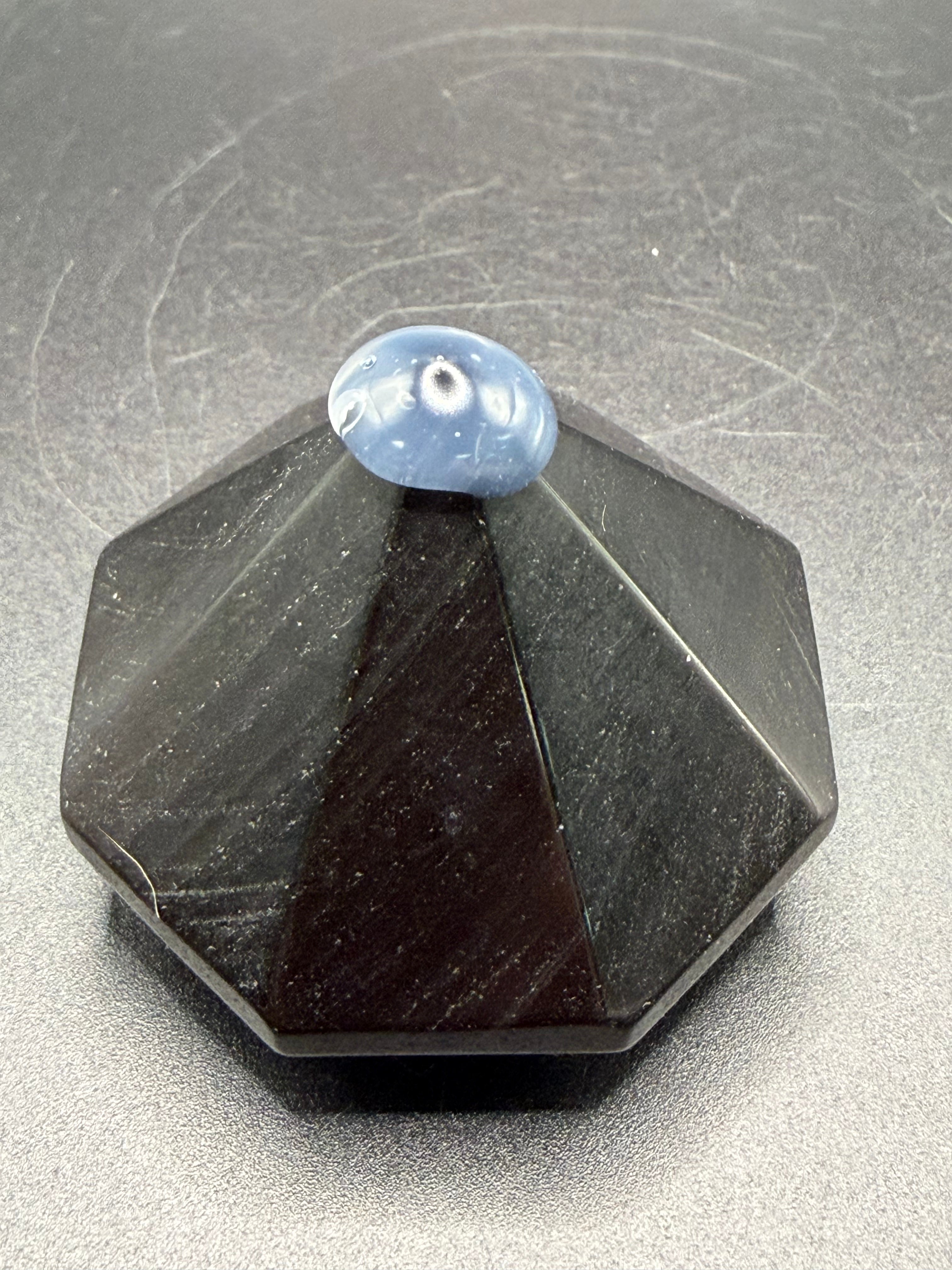 Obsidian Diamond Carving