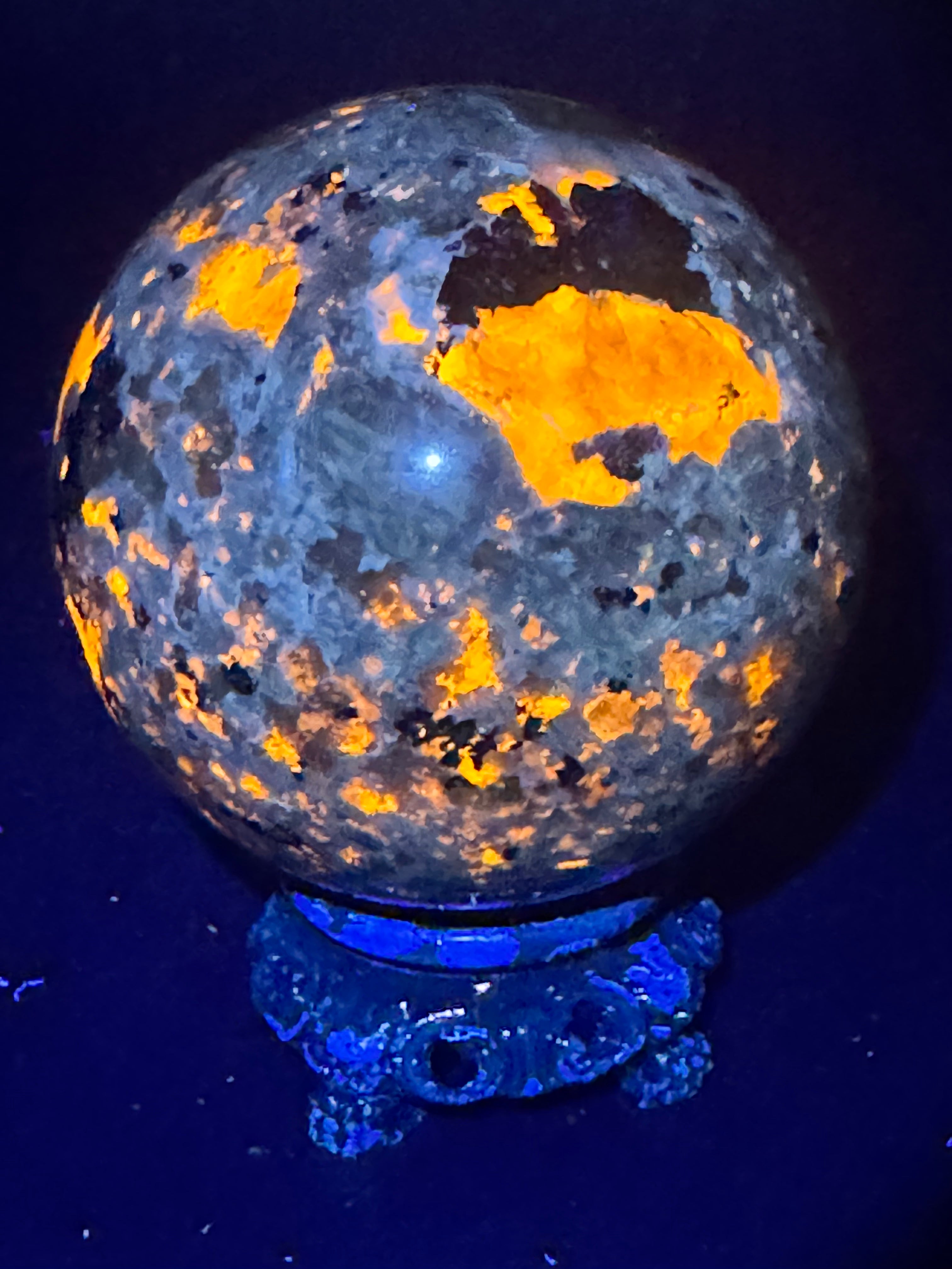 Yooperlite Sphere