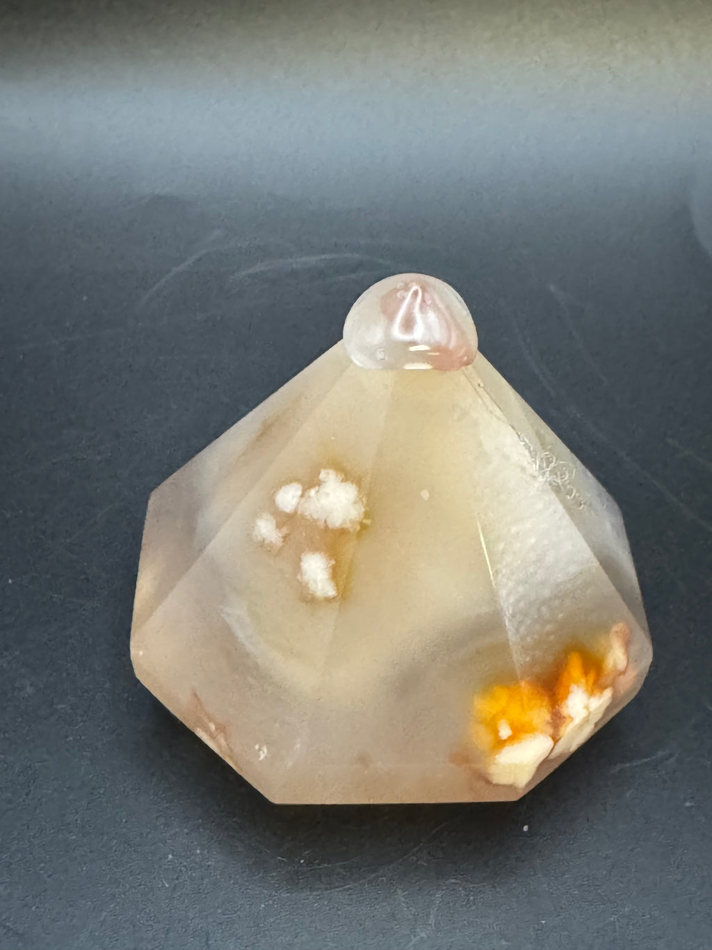 Flower Agate Diamond Carving